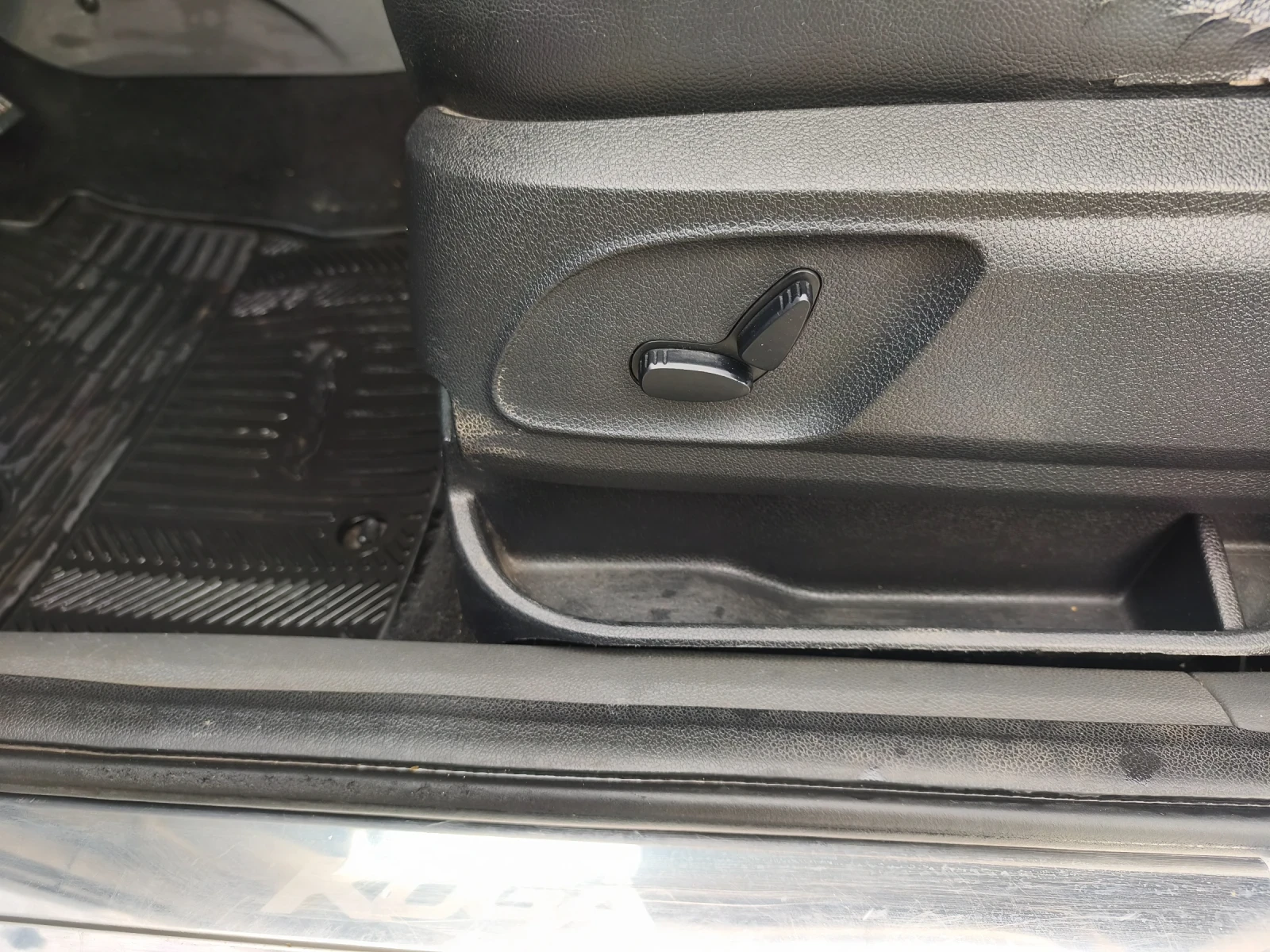 Ford Kuga Titanium  - изображение 9