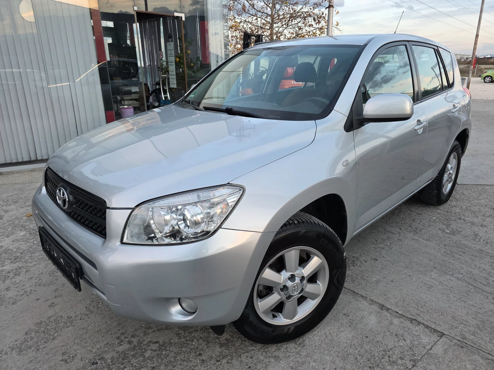 Toyota Rav4 2.0i 4x4 Navi   HandsFree | Mobile.bg   1