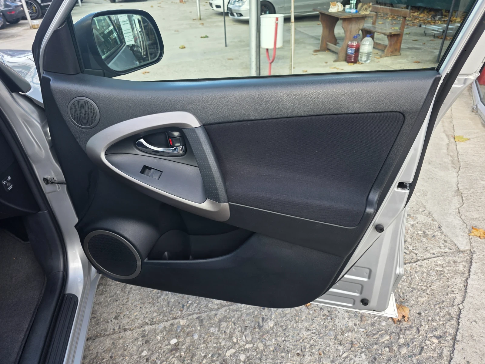 Toyota Rav4 2.0i 4x4 Navi   HandsFree | Mobile.bg   7