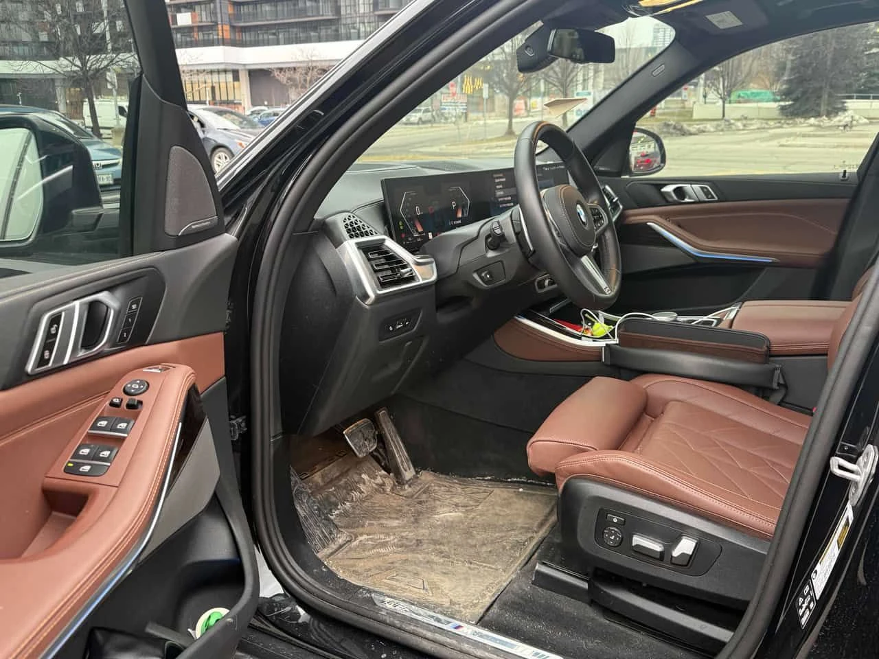 BMW X5 XDRIVE| DISTRONIC| 360| HAR/KARDON| ПОДГРЕВ| ОБДУХ, снимка 6 - Автомобили и джипове - 54001953