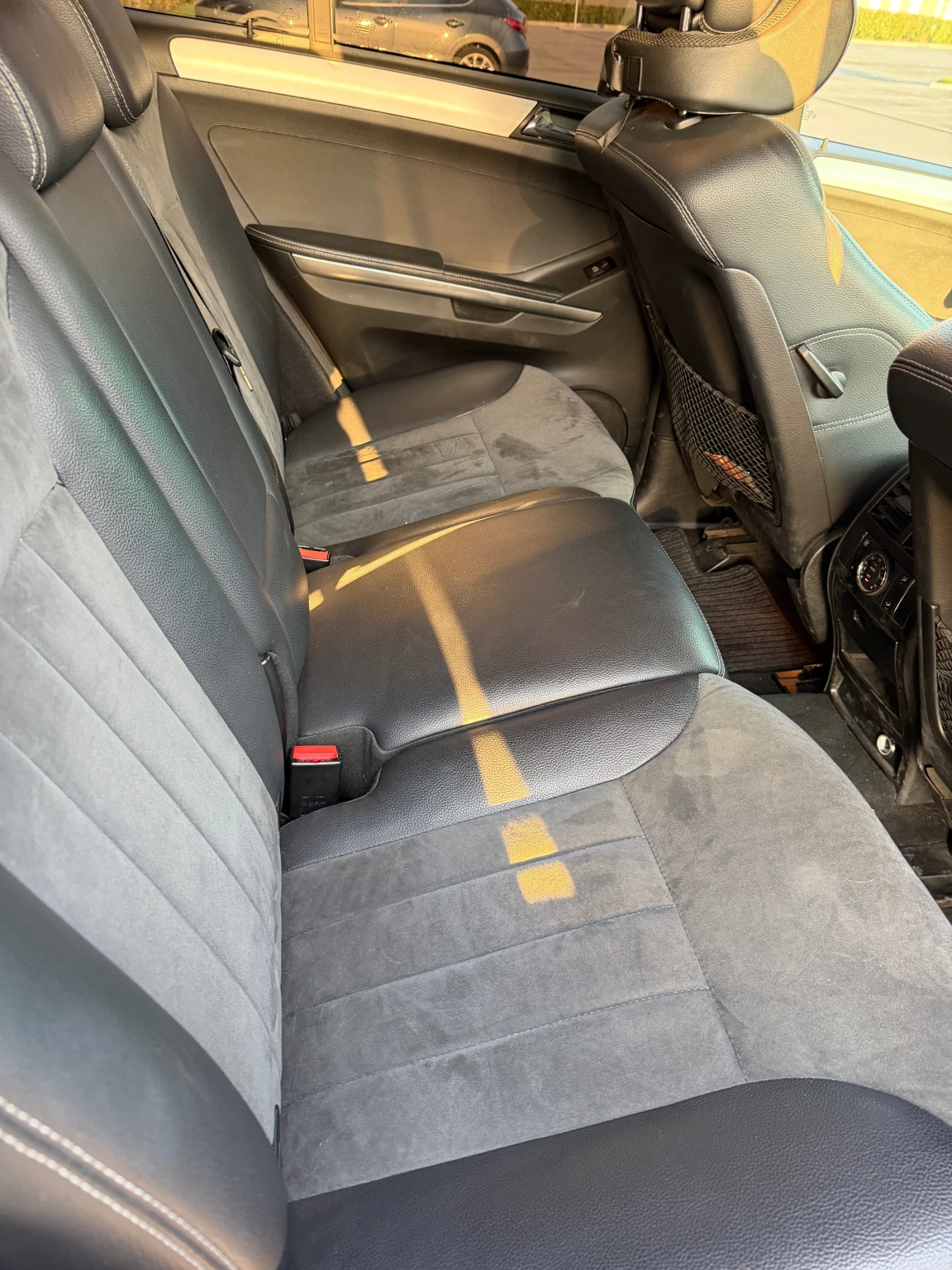 Mercedes-Benz ML 320, снимка 17 - Автомобили и джипове - 55894271