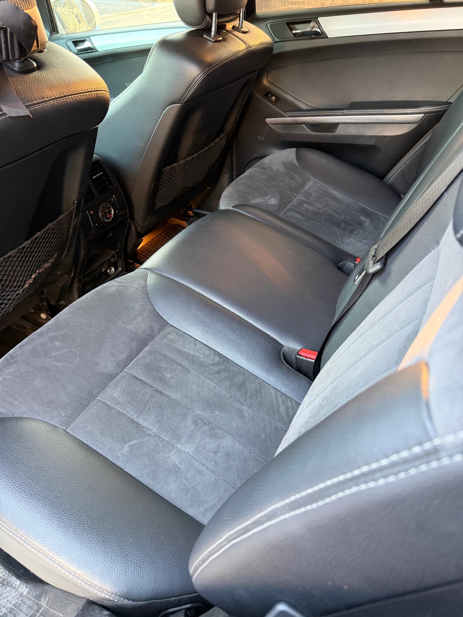 Mercedes-Benz ML 320, снимка 16 - Автомобили и джипове - 55894271