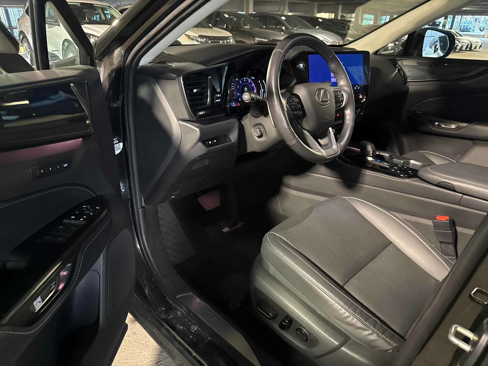 Lexus NX 350 * ОБДУХВАНЕ* DISTRONIC* CARFAX* , снимка 5 - Автомобили и джипове - 56104572