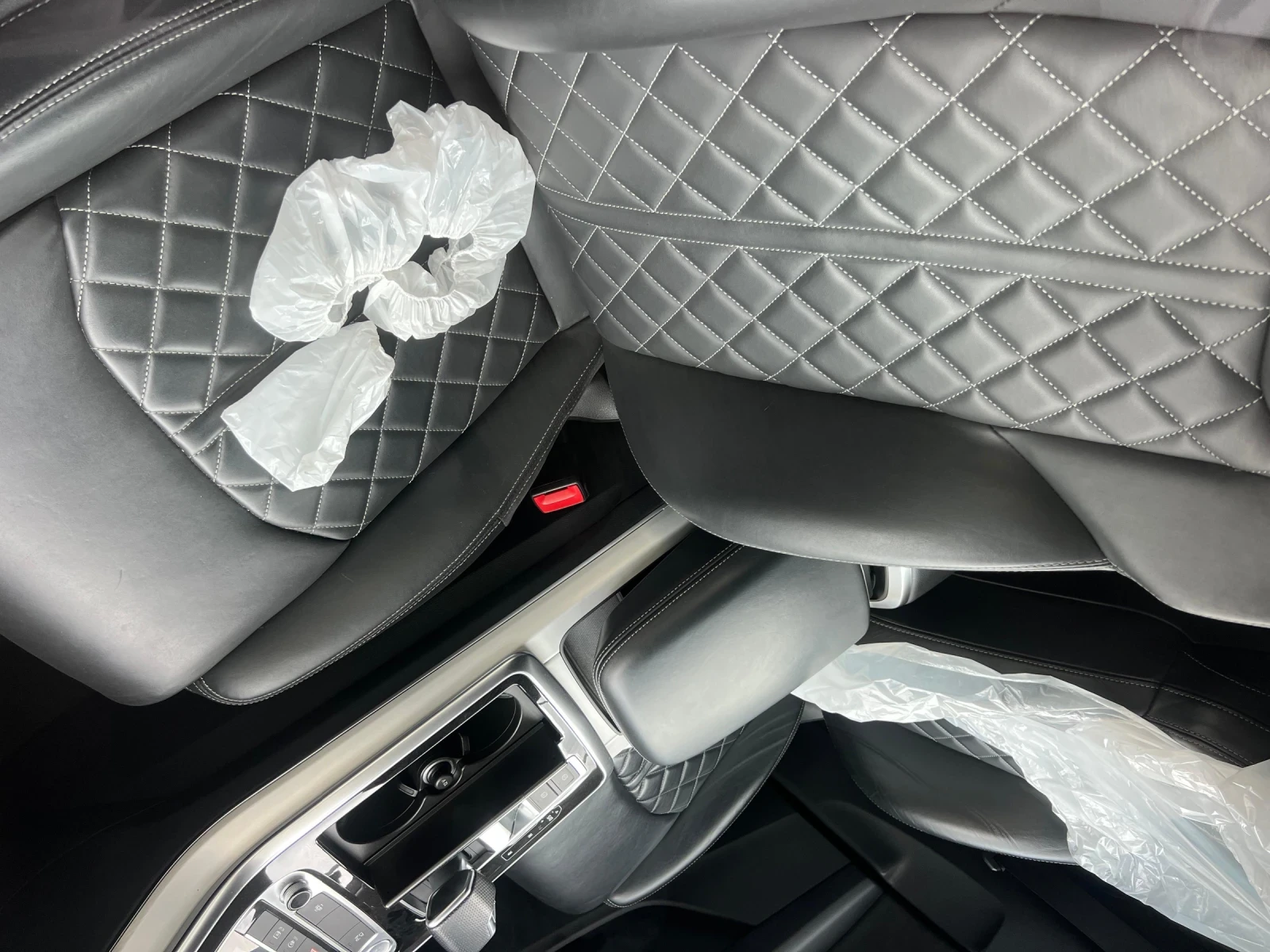Audi Q8, снимка 8 - Автомобили и джипове - 56429247