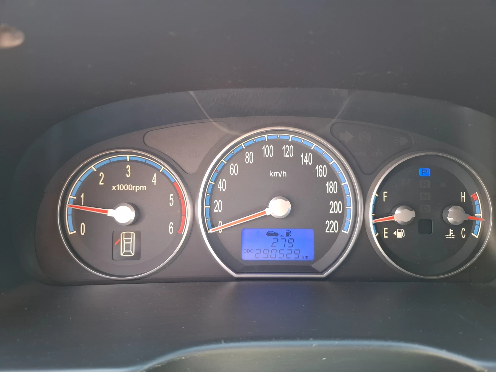 Hyundai Santa fe 2.2 Crdi, снимка 6 - Автомобили и джипове - 56624185