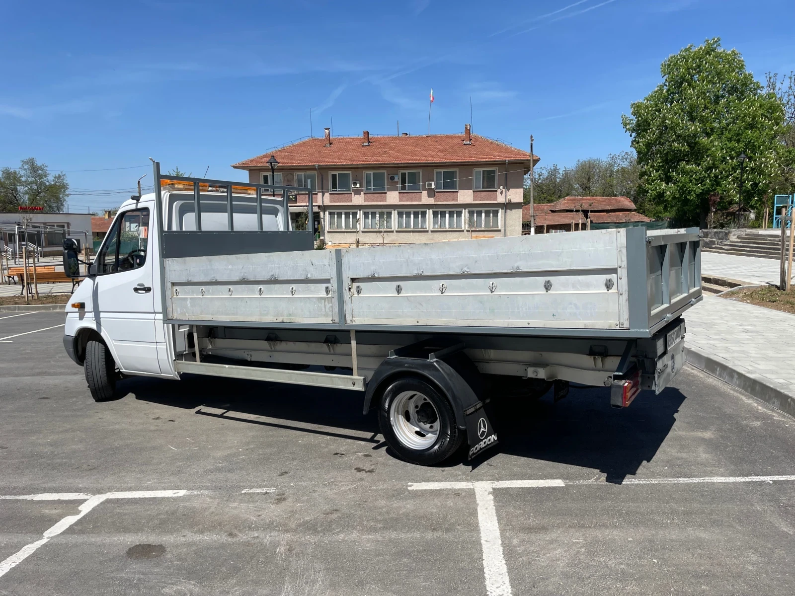 Mercedes-Benz Sprinter Sprinter 411 cdi Топ състояние!!! Самосвал!!!, снимка 13 - Бусове и автобуси - 54346791