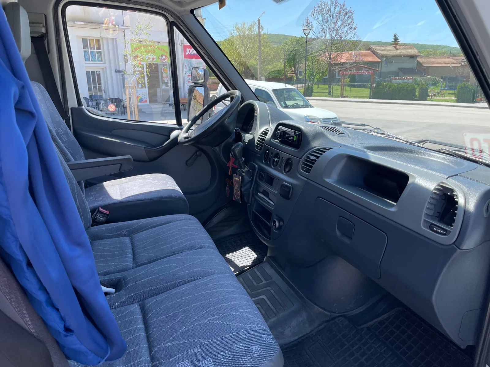 Mercedes-Benz Sprinter Sprinter 411 cdi Топ състояние!!! Самосвал!!!, снимка 16 - Бусове и автобуси - 54346791