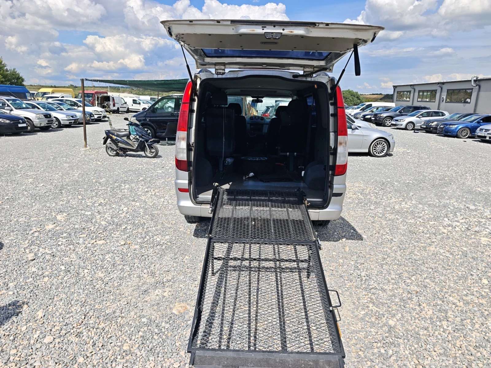 Mercedes-Benz Vito, снимка 12 - Бусове и автобуси - 55414887