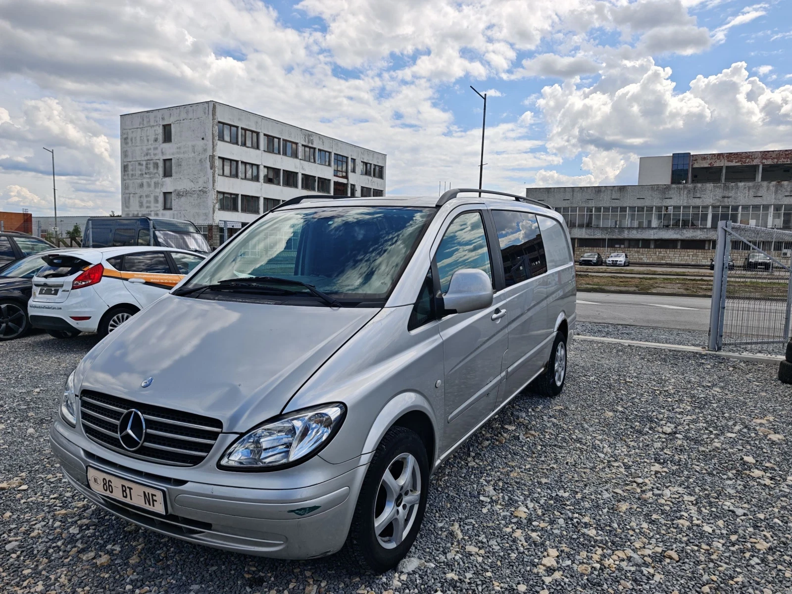 Mercedes-Benz Vito