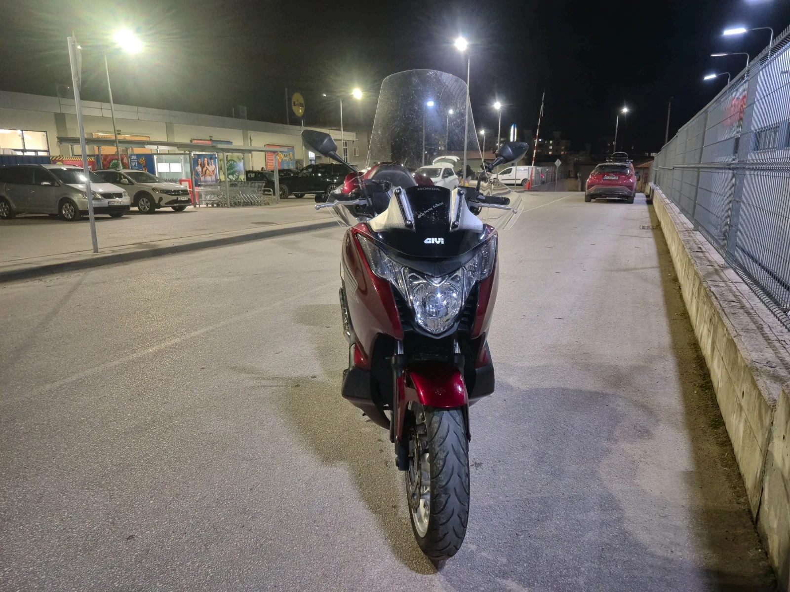 Honda Integra 700i ABS automatic | Mobile.bg � ����������� 2