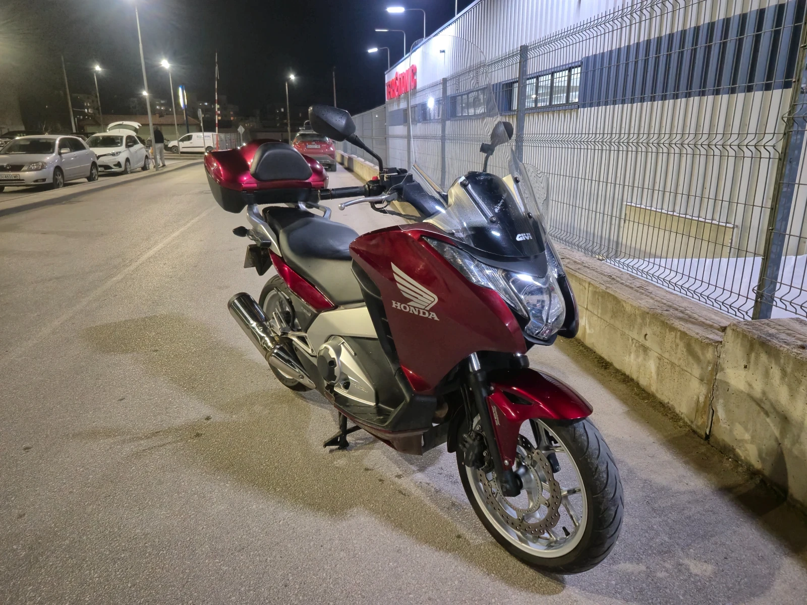 Honda Integra 700i ABS automatic