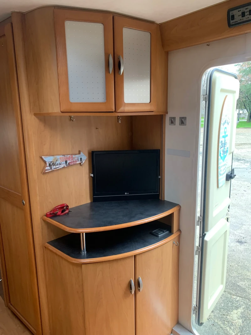 Каравана HYMER / ERIBA Климатик, снимка 8 - Каравани и кемпери - 52616768