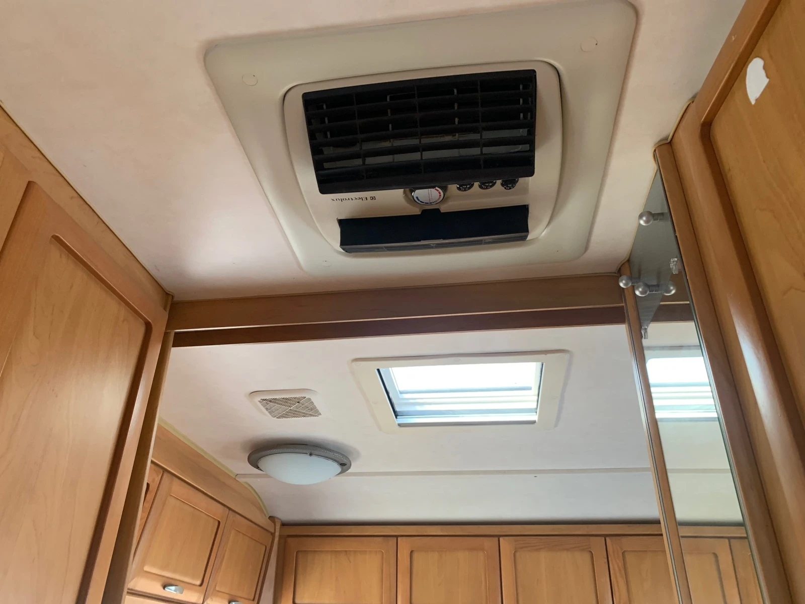  HYMER / ERIBA  | Mobile.bg   12