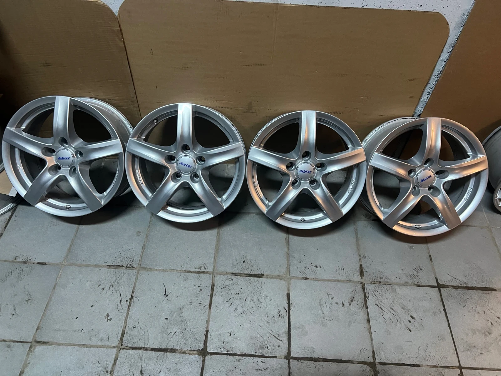 Джанти, снимка 4 - Гуми и джанти - 53834351