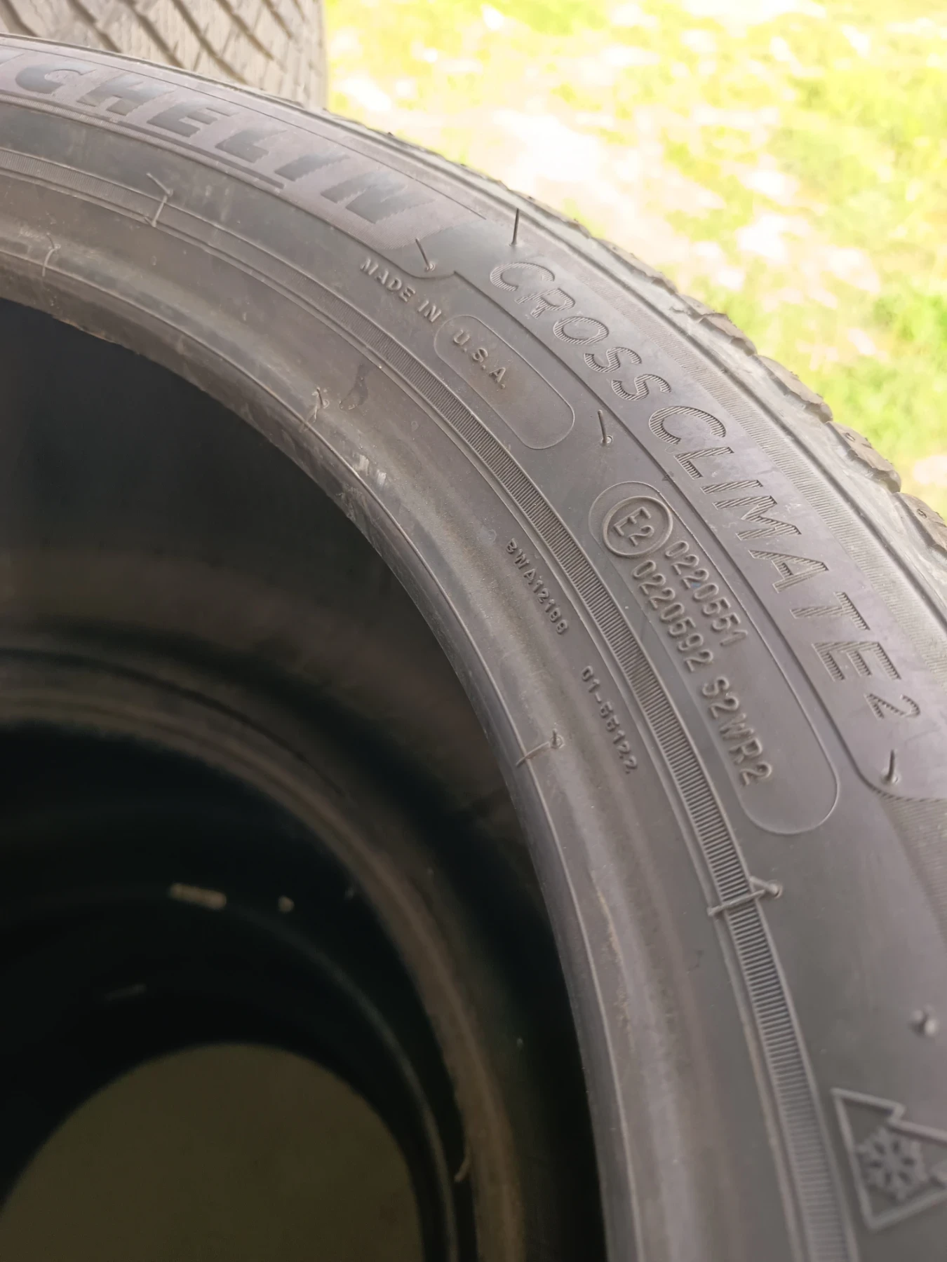 Гуми Всесезонни 285/40R20, снимка 8 - Гуми и джанти - 54838939