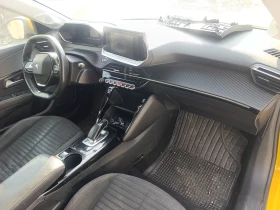 Peugeot 208 1.2I  E208, снимка 17
