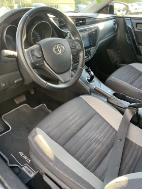 Toyota Auris, снимка 10