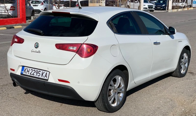 Alfa Romeo Giulietta 1.6Mjet, снимка 4 - Автомобили и джипове - 47463998