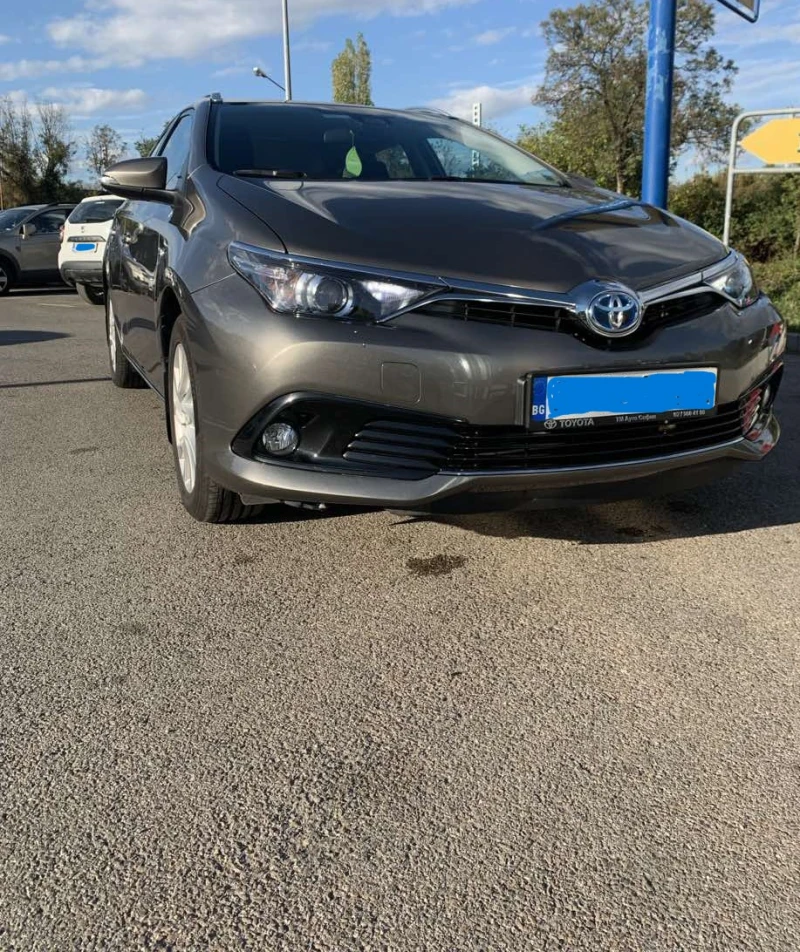 Toyota Auris, снимка 3 - Автомобили и джипове - 47578257