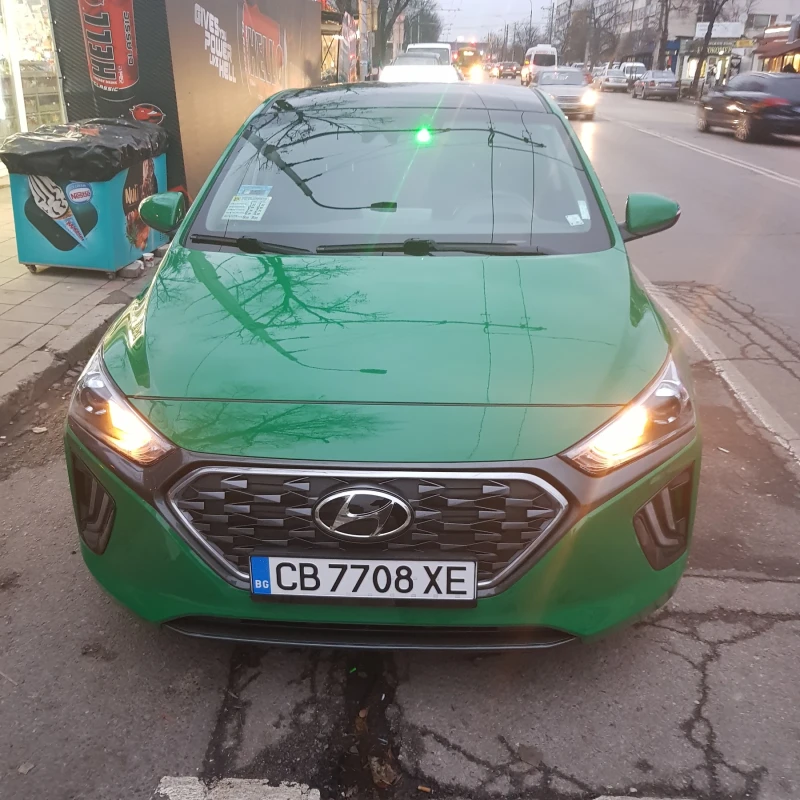 Hyundai Ioniq, снимка 1 - Автомобили и джипове - 48620283