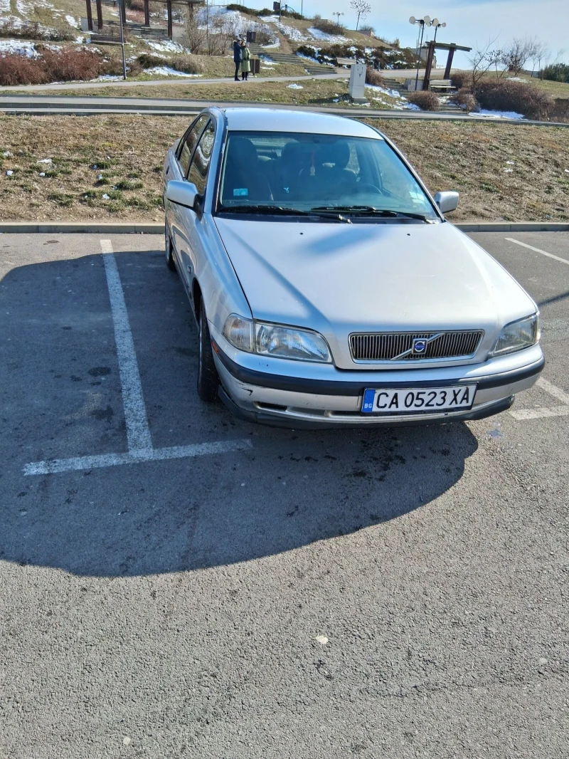 Volvo S40, снимка 1 - Автомобили и джипове - 49320031