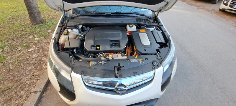 Opel Ampera EV, снимка 11 - Автомобили и джипове - 49547198