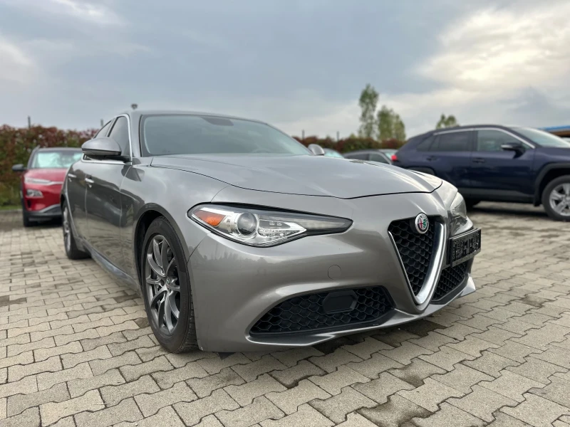 Alfa Romeo Giulia 2.0T RWD