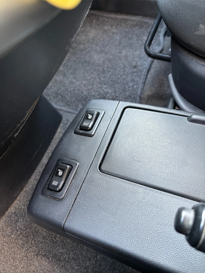 Mazda 5 2.0 газ/бензин, снимка 6 - Автомобили и джипове - 52727439