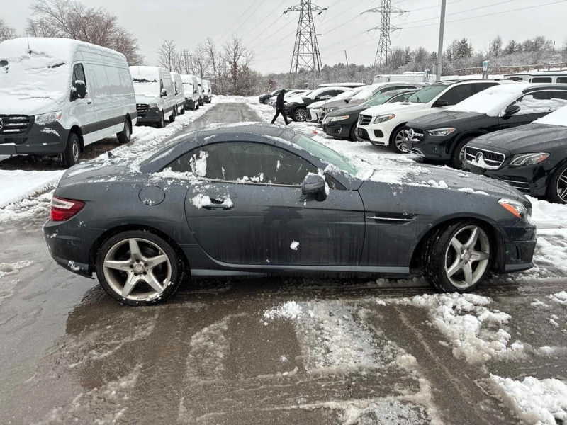 Mercedes-Benz SLK 2012 350 RWD * БЕЗ ПЪРВОНАЧАЛНА ВНОСКА* , снимка 4 - Автомобили и джипове - 52728756