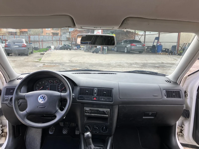 VW Golf, снимка 7 - Автомобили и джипове - 53325867