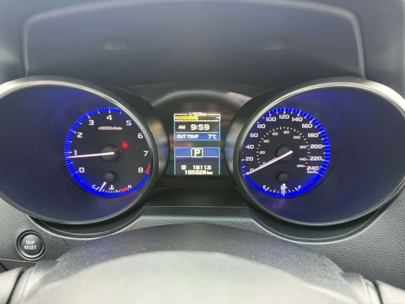 Subaru Outback LANE ASSIST| SUNROOF| HEATED LEATHER SEATS| CAM, снимка 11 - Автомобили и джипове - 53356047