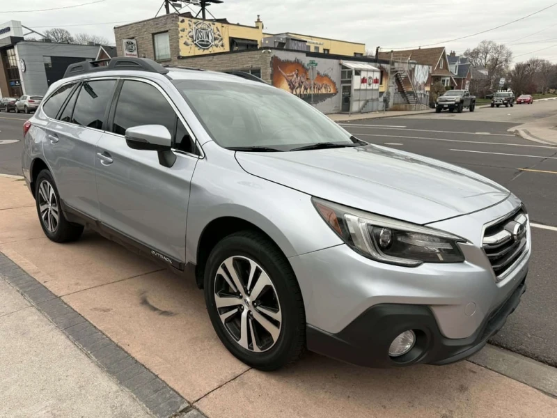 Subaru Outback LANE ASSIST| SUNROOF| HEATED LEATHER SEATS| CAM