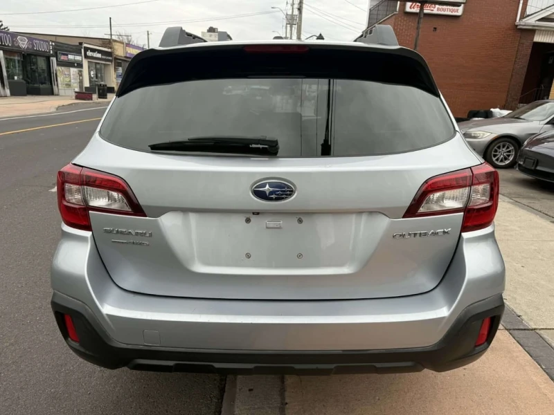 Subaru Outback LANE ASSIST| SUNROOF| HEATED LEATHER SEATS| CAM, снимка 6 - Автомобили и джипове - 53356047
