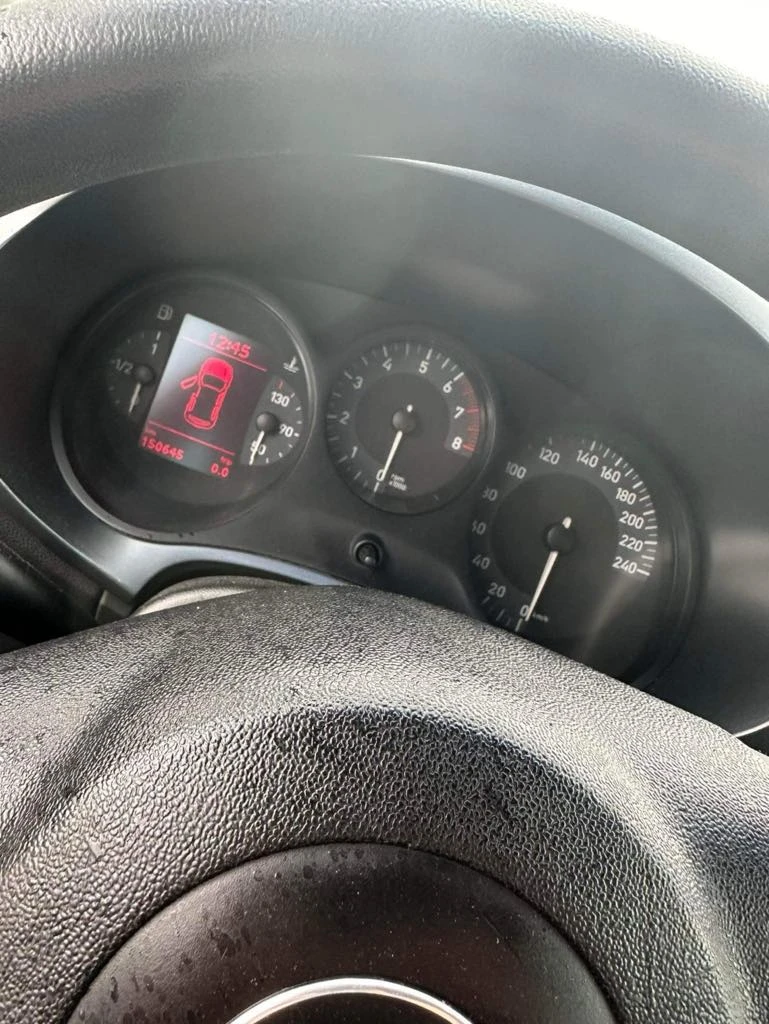 Seat Leon, снимка 4 - Автомобили и джипове - 52594870