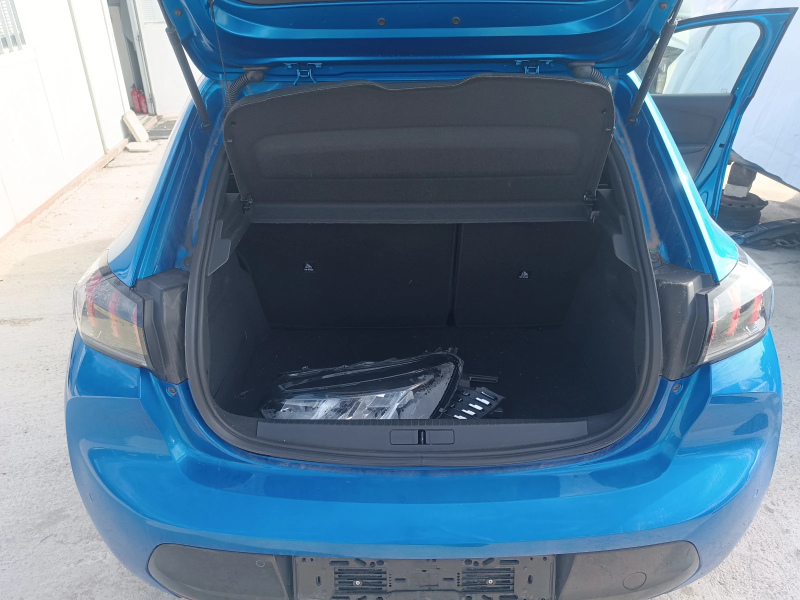 Peugeot 208 1.2I  | Mobile.bg   14