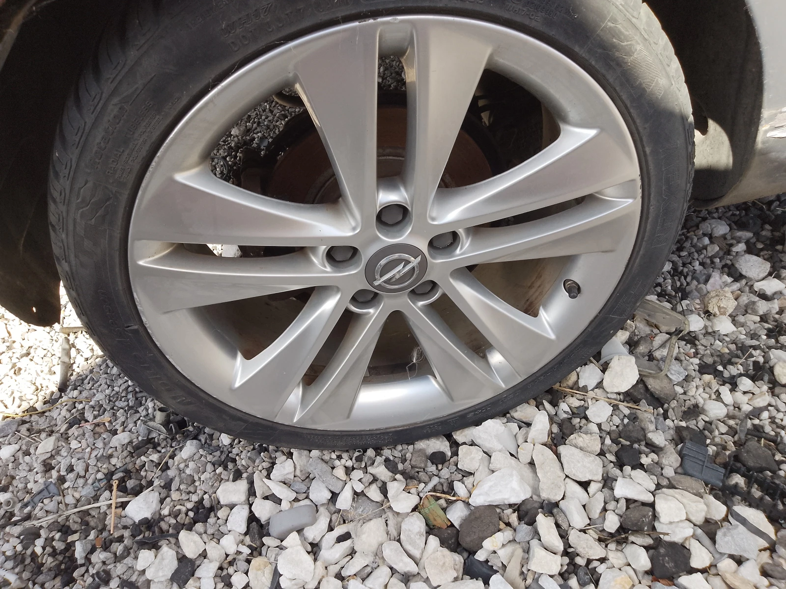 Opel Meriva 1.4Т A14NET, снимка 14 - Автомобили и джипове - 49462449