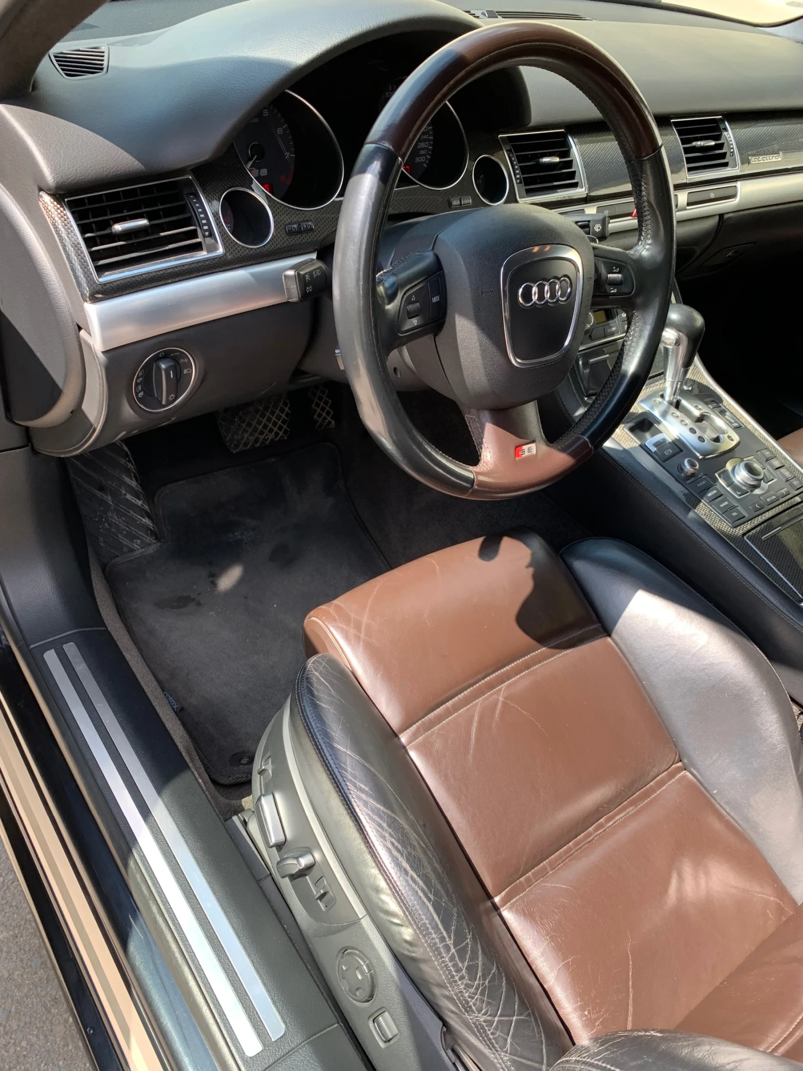 Audi S8  - изображение 5