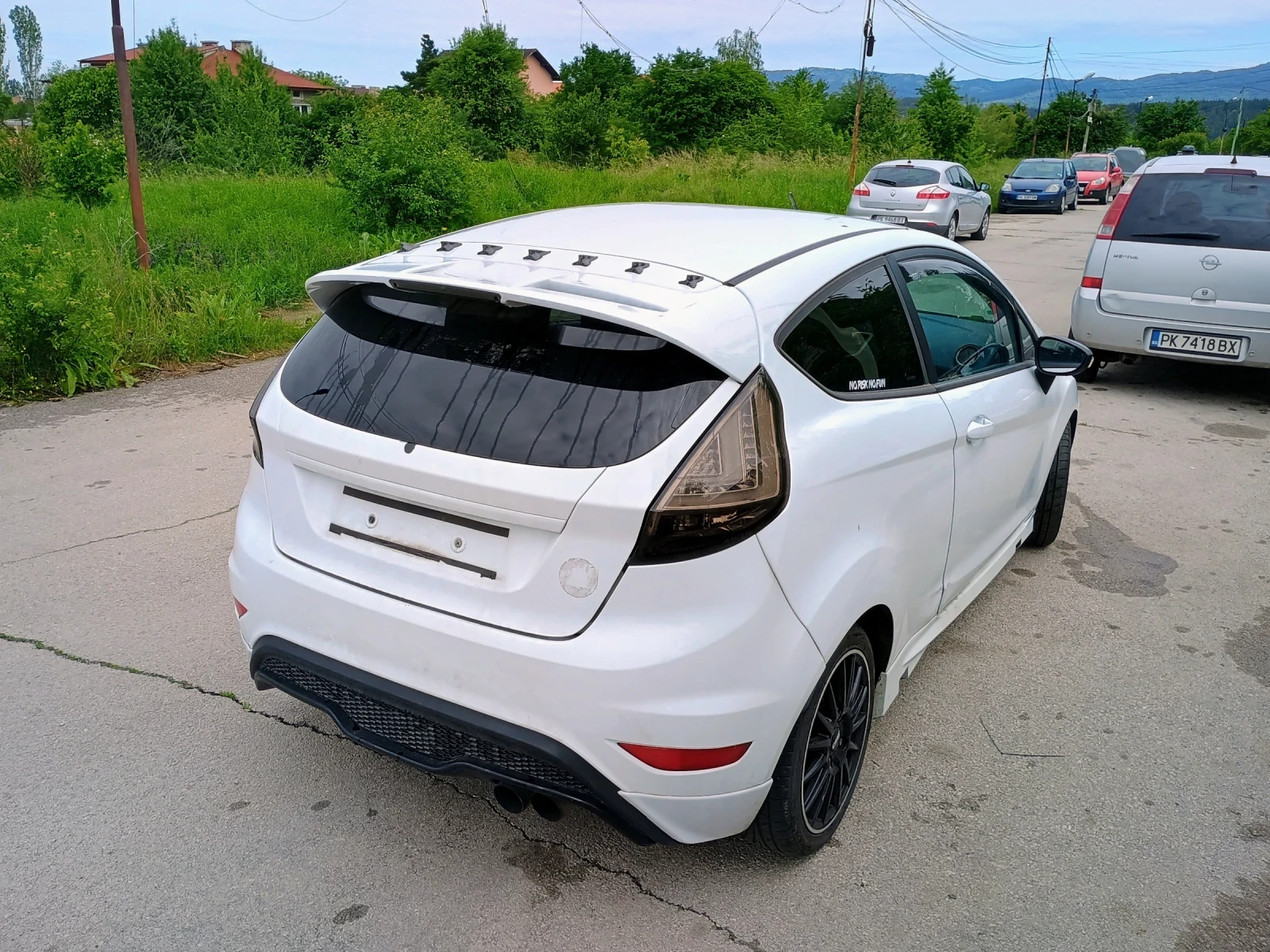Ford Fiesta 1, 25 - изображение 7