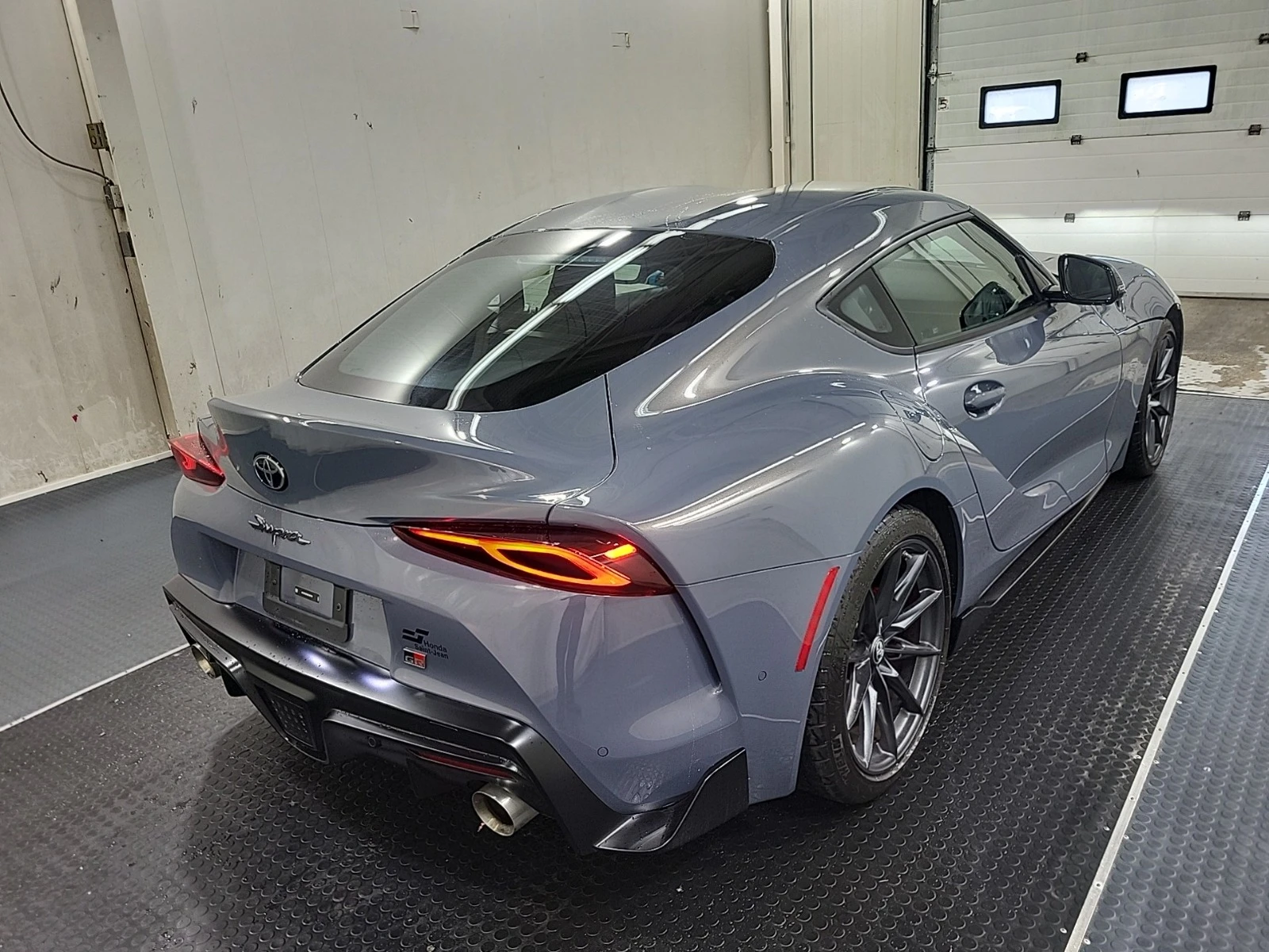 Toyota Supra * * GR * * РЪЧКА * * CARFAX * * АВТО КРЕДИТ * *  - изображение 4