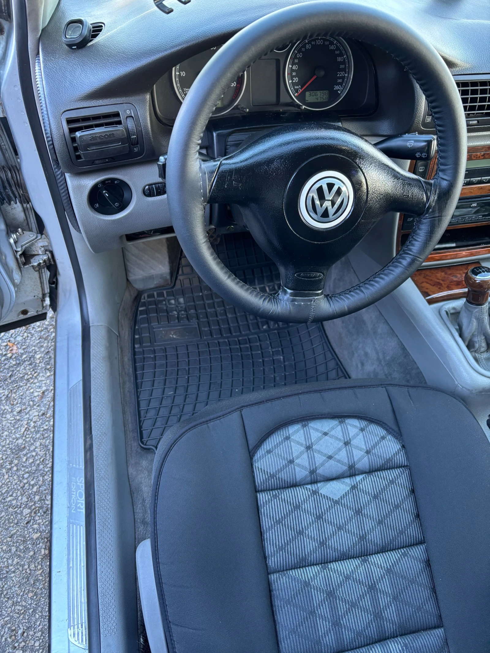 VW Passat Б5.5 - изображение 2