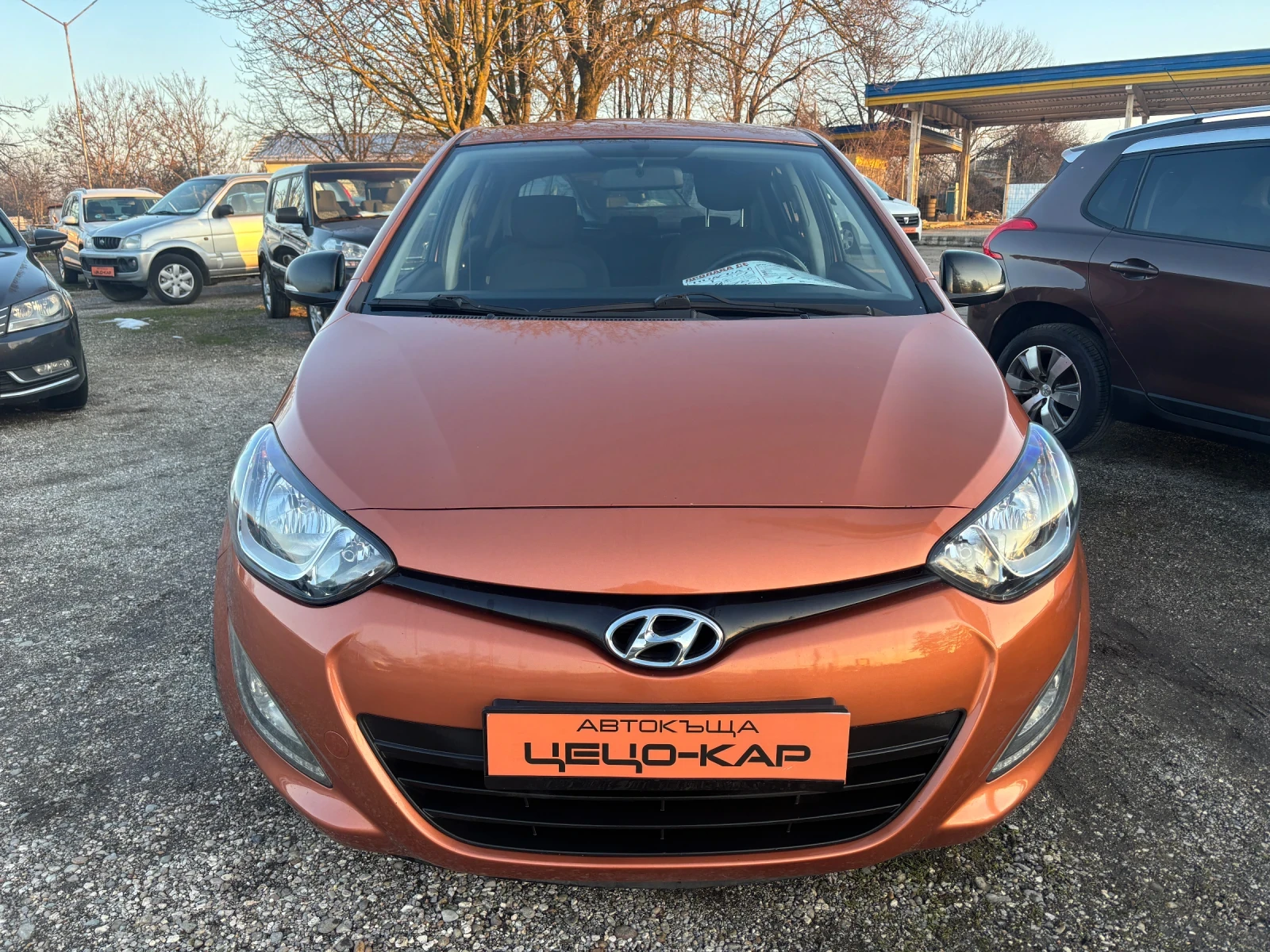 Hyundai I20 2014+ 1.3+ ФЕЙС+ LED+ 127хл+ НОВИ ГУМИ-КАТО НОВА - изображение 2
