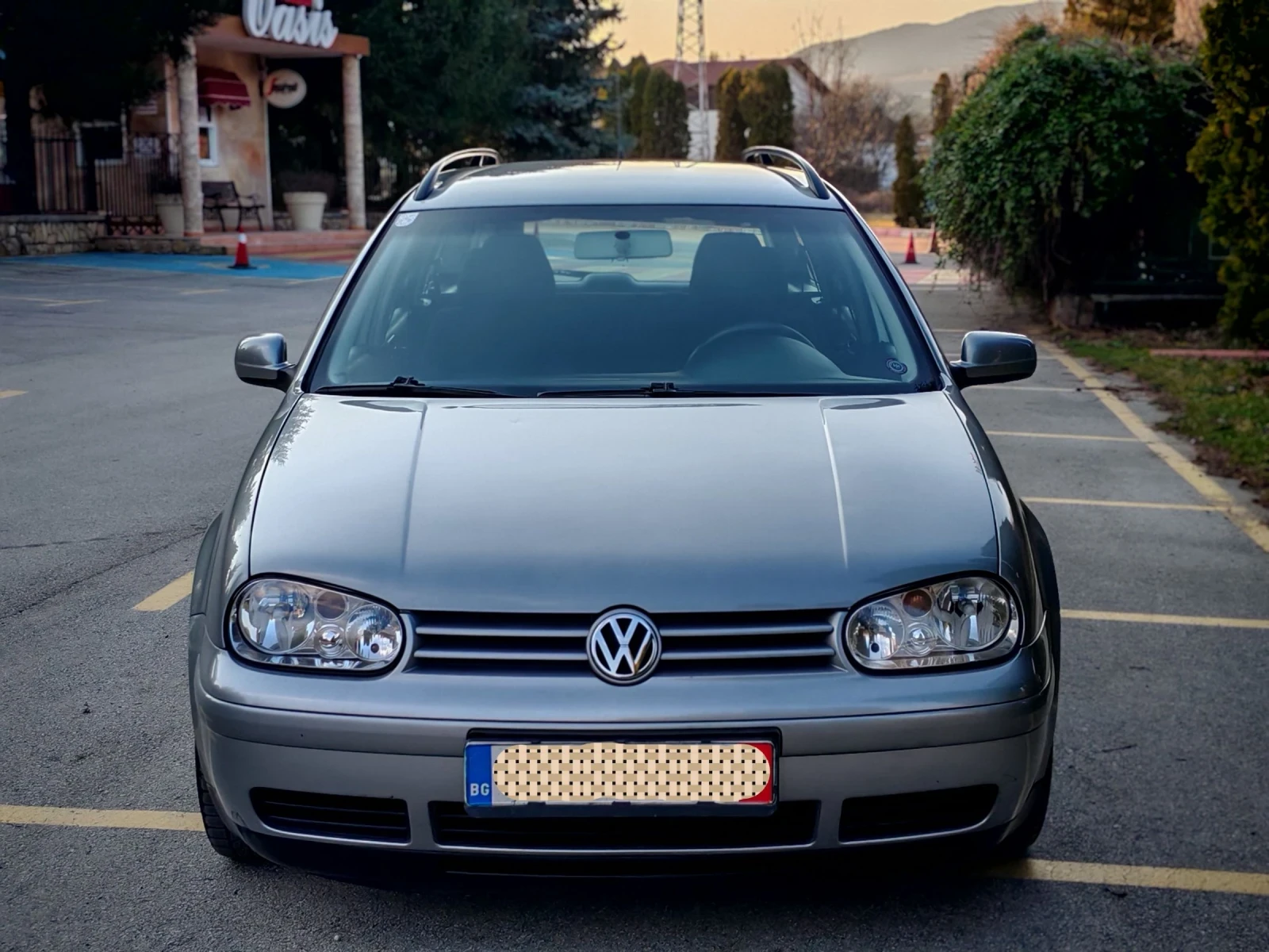 VW Golf 1.9TDI(90)* GT-EDITION* FACELIFT* НОВ ВНОС* , снимка 10 - Автомобили и джипове - 53738500
