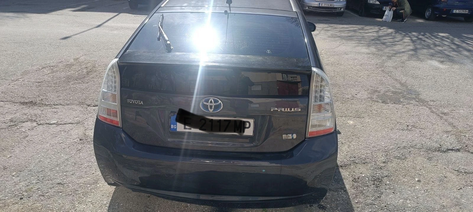 Toyota Prius, снимка 3 - Автомобили и джипове - 54041319