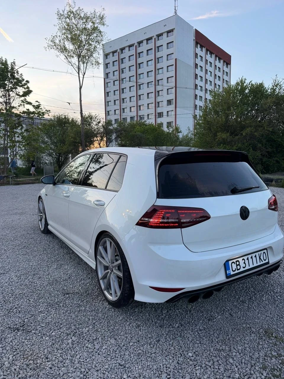 VW Golf 2.0TSI* R* DSG* REVO STAGE 3* , снимка 3 - Автомобили и джипове - 54347007