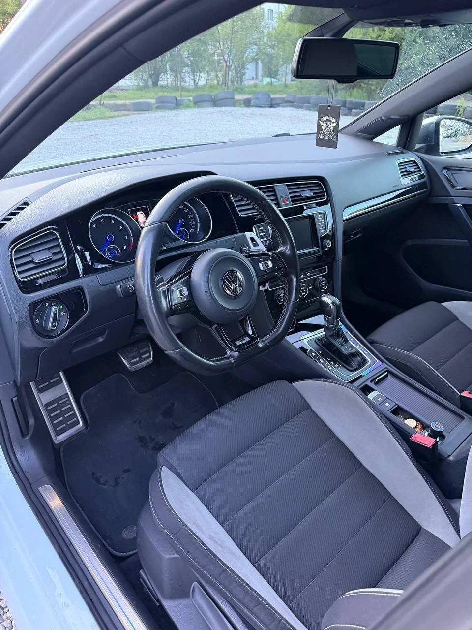 VW Golf 2.0TSI* R* DSG* REVO STAGE 3* , снимка 5 - Автомобили и джипове - 54347007