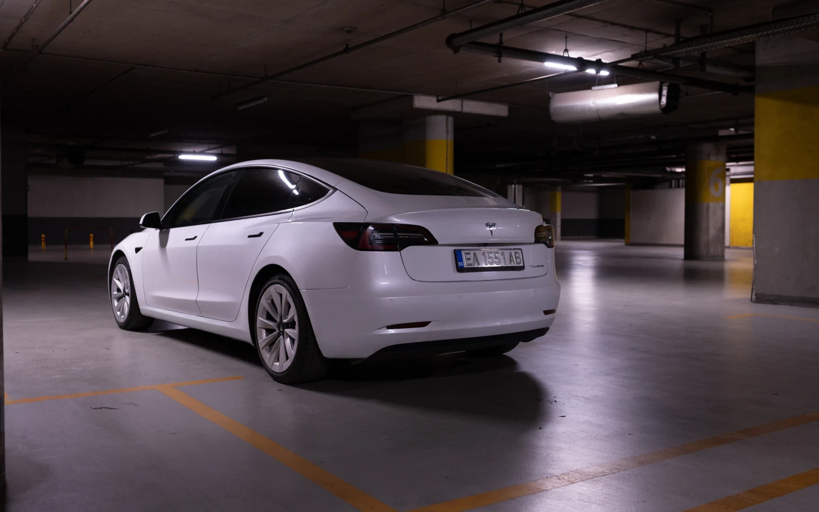 Tesla Model 3 Dual Motor Long Range Facelift ТОП ЦЕНА!!!, снимка 5 - Автомобили и джипове - 54556185