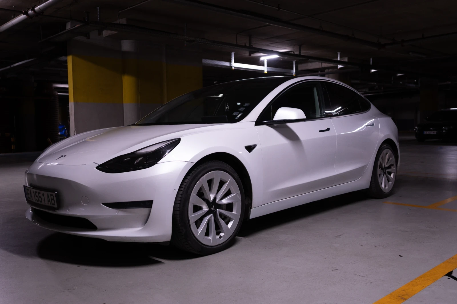 Tesla Model 3 Dual Motor Long Range Facelift ТОП ЦЕНА!!!, снимка 2 - Автомобили и джипове - 54556185