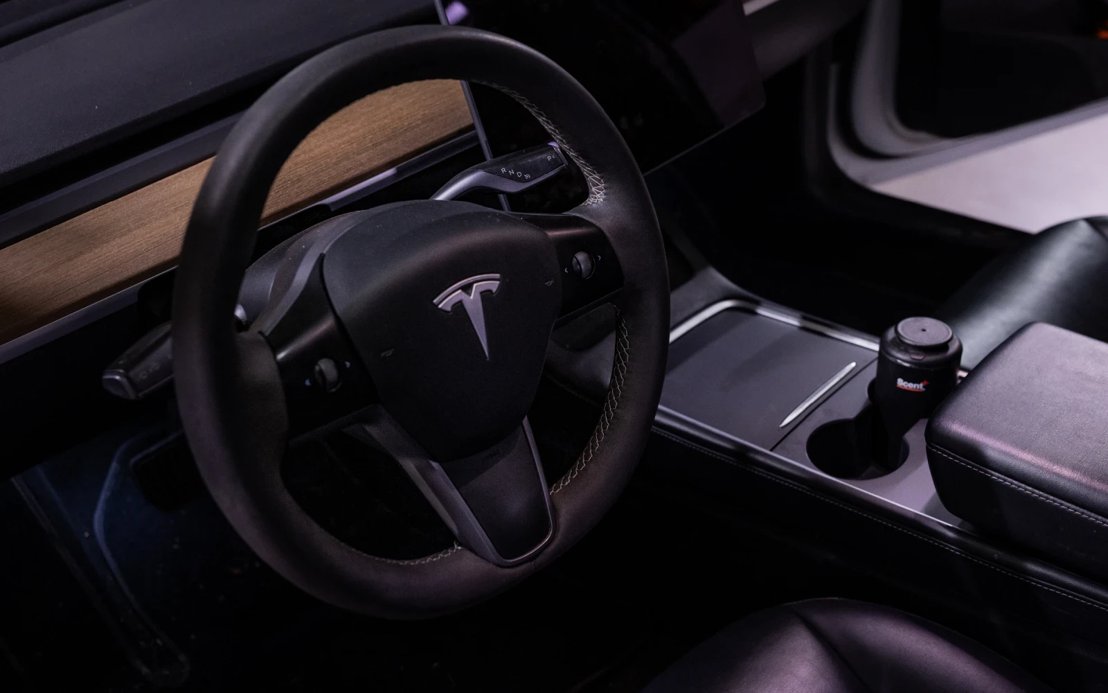 Tesla Model 3 Dual Motor Long Range Facelift ТОП ЦЕНА!!!, снимка 9 - Автомобили и джипове - 54556185