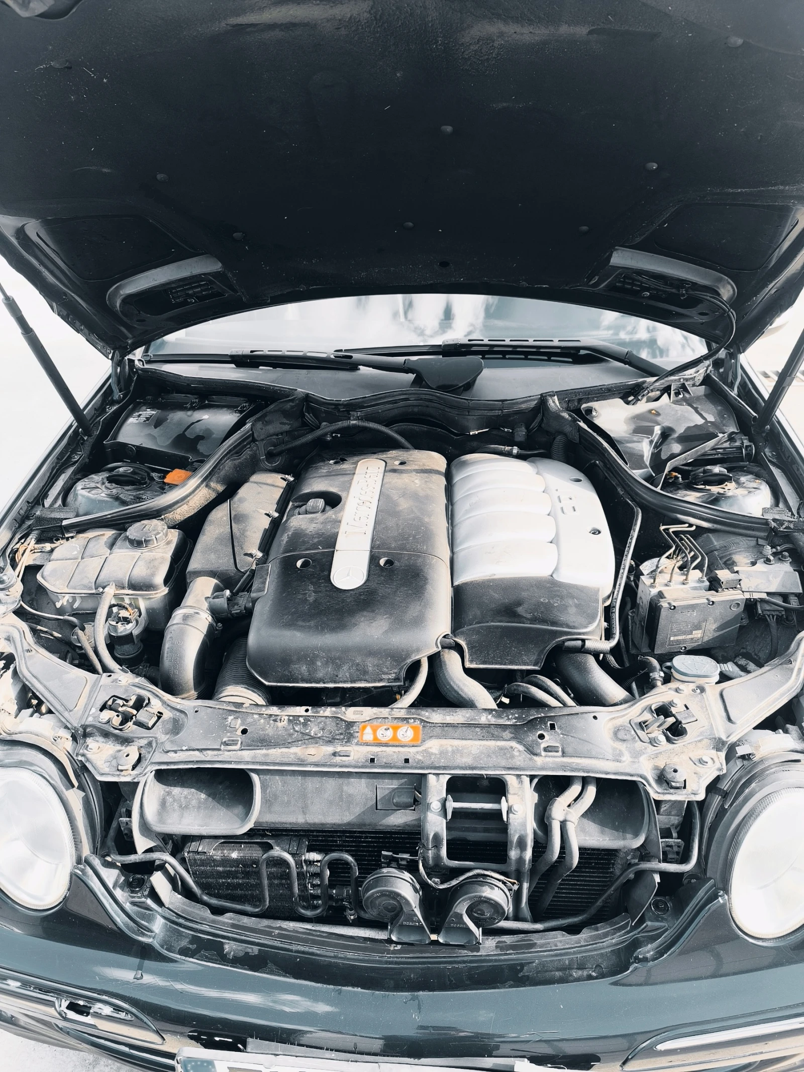 Mercedes-Benz C 270, снимка 11 - Автомобили и джипове - 54576074