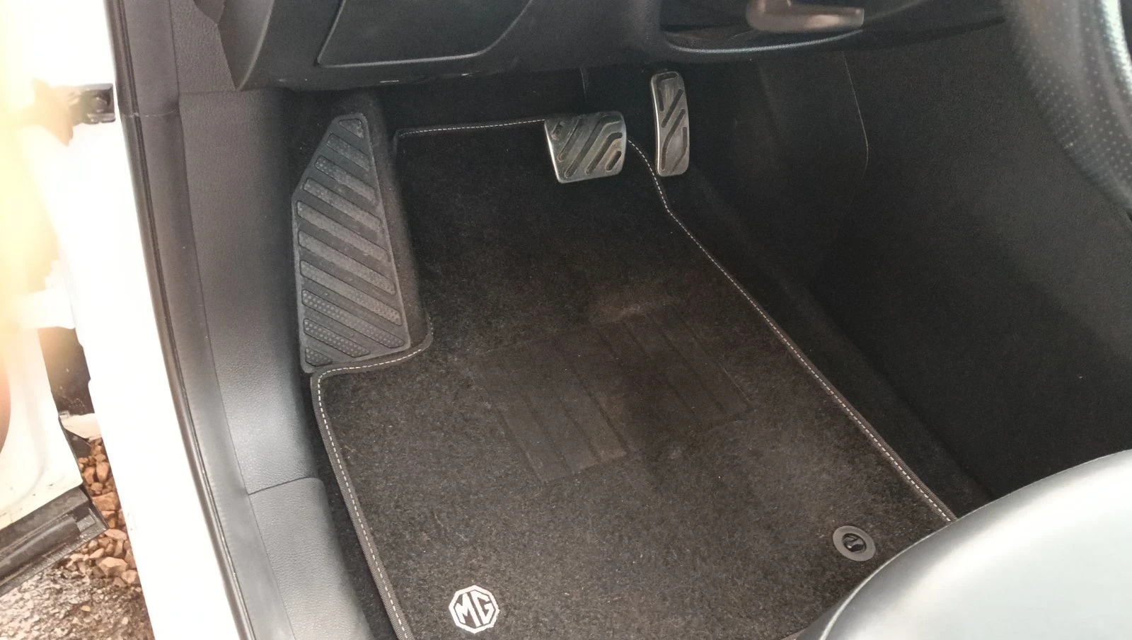 Mg EHS Plug in hybrid Exclusive 37000km, снимка 8 - Автомобили и джипове - 54776244